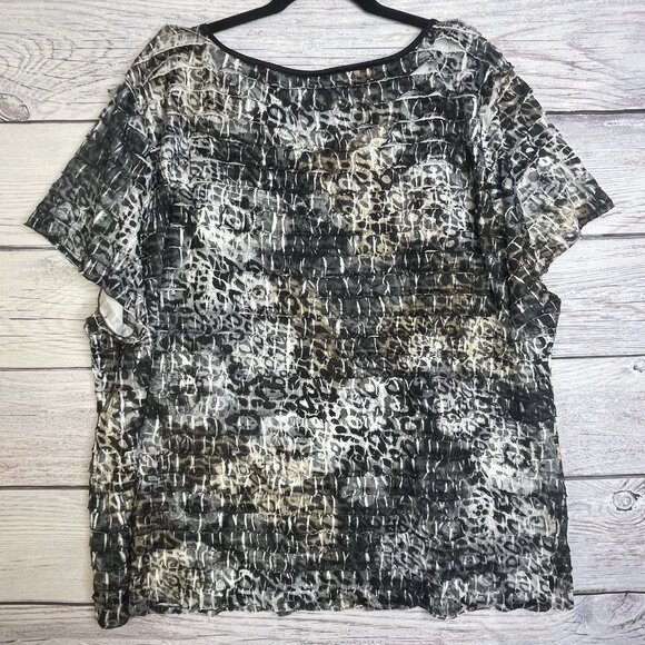 Cato Ruffled Blouse 4X ( 26/28W) Stretch Boho Whimsical Animal Print - Picture 3 of 11
